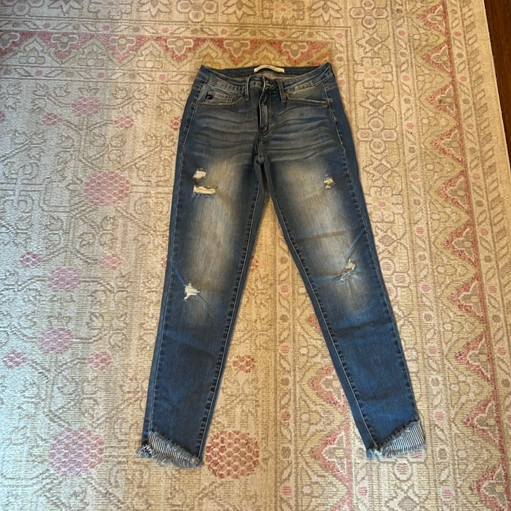 KanCan skinny jeans with cute striped detail